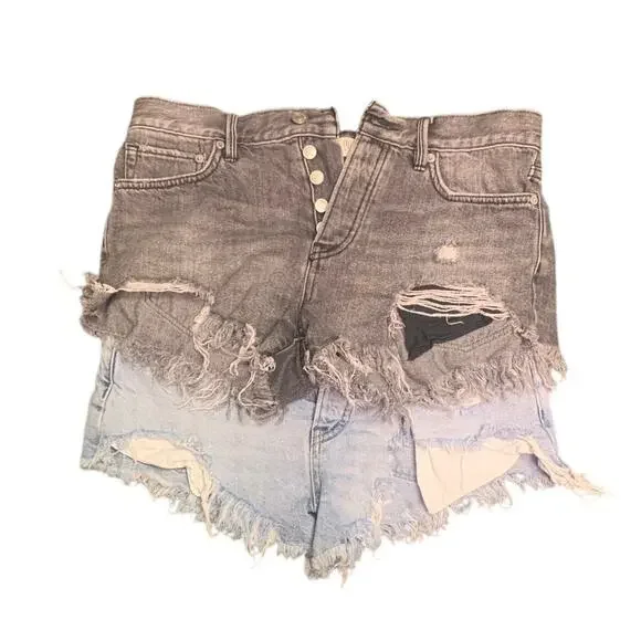 We the Free 2PR Loving Good Vibrations‎ Distressed Denim Shorts sz 26 - Picture 1 of 11